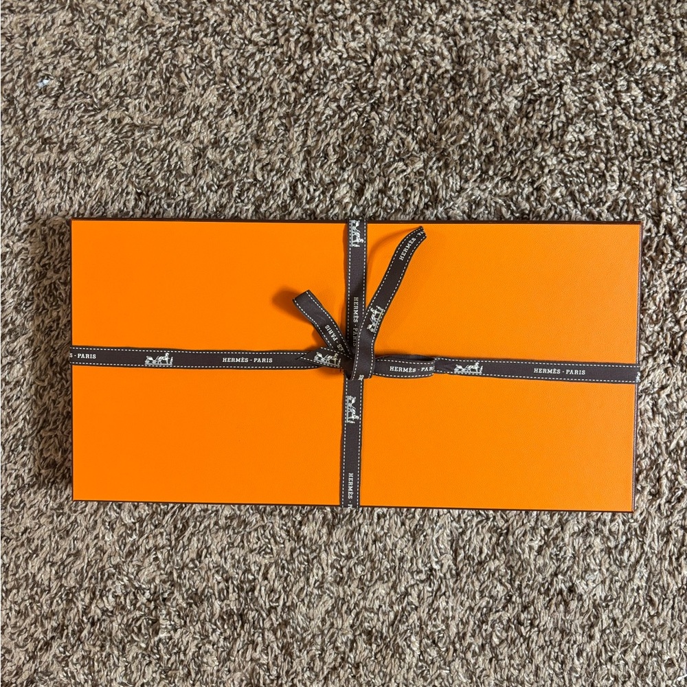 HERMES Gift Box
